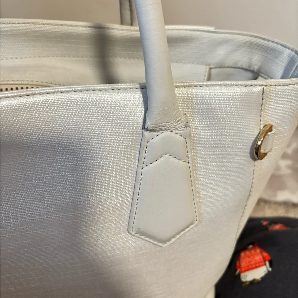 Dagne Dover Classic Signature Tote in White Canvas - Picture 11 of 16